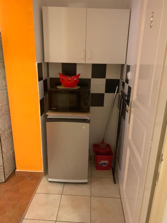 Ferienwohnung Fonix Apartman Keszthely Exterior foto
