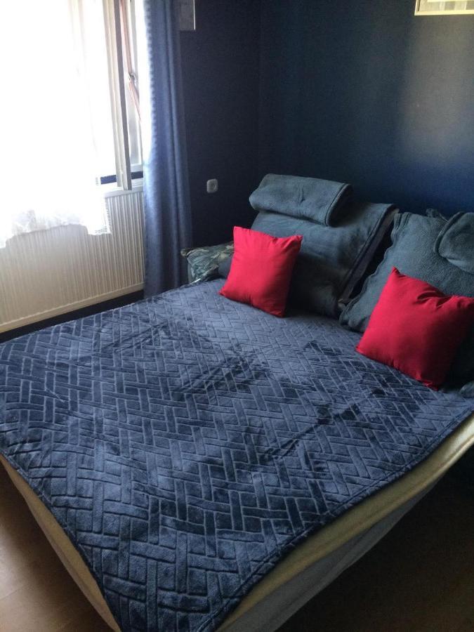 Ferienwohnung Fonix Apartman Keszthely Exterior foto